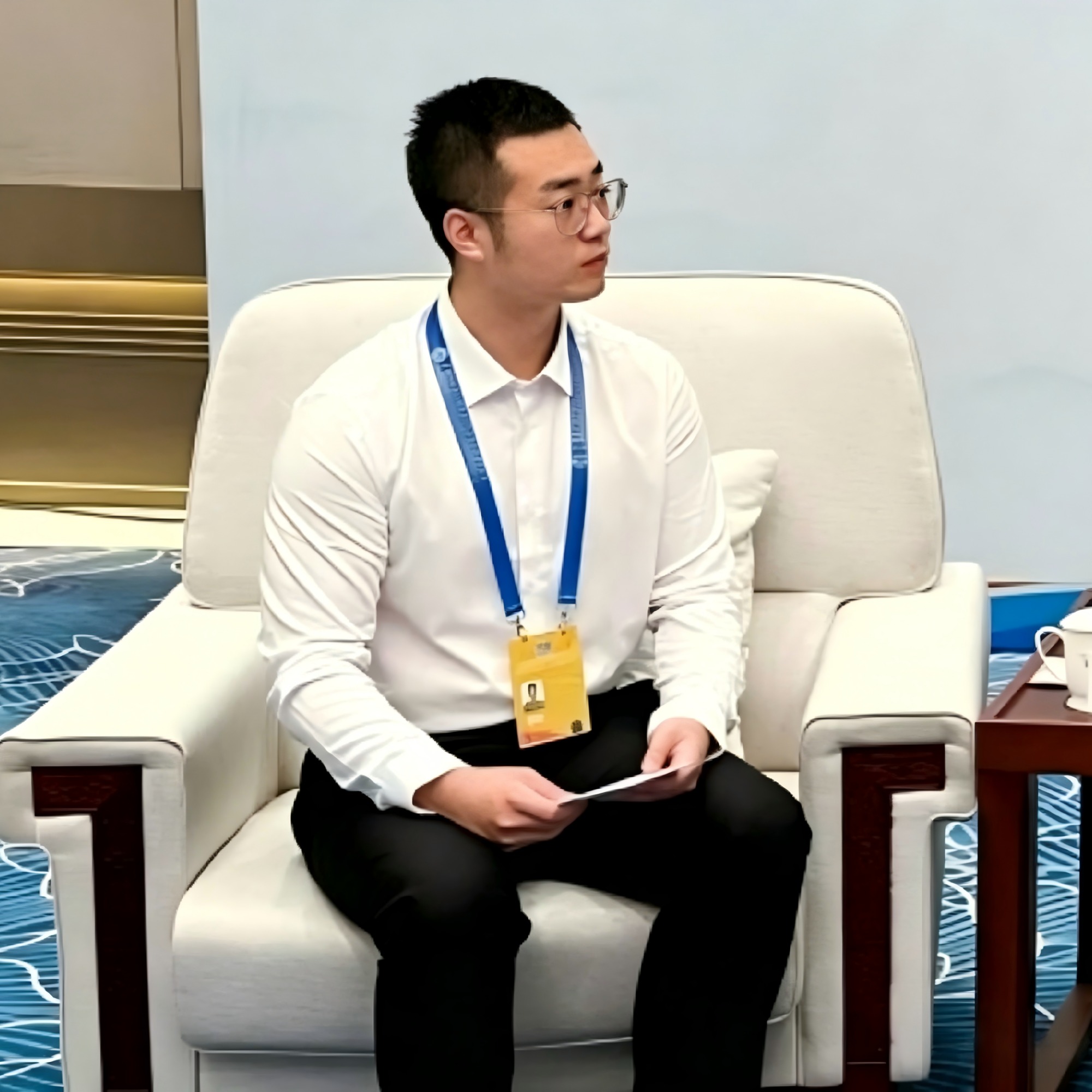 经英Talker | 郭起良：从华德俄语学子到青岛新闻网记者，以语言为桥讲好中国故事